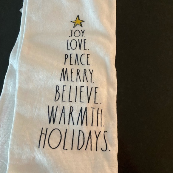 RAE DUNN set of 2 New Kitchen Towels Christmas 🎄 New with Tag - Picture 5 of 5